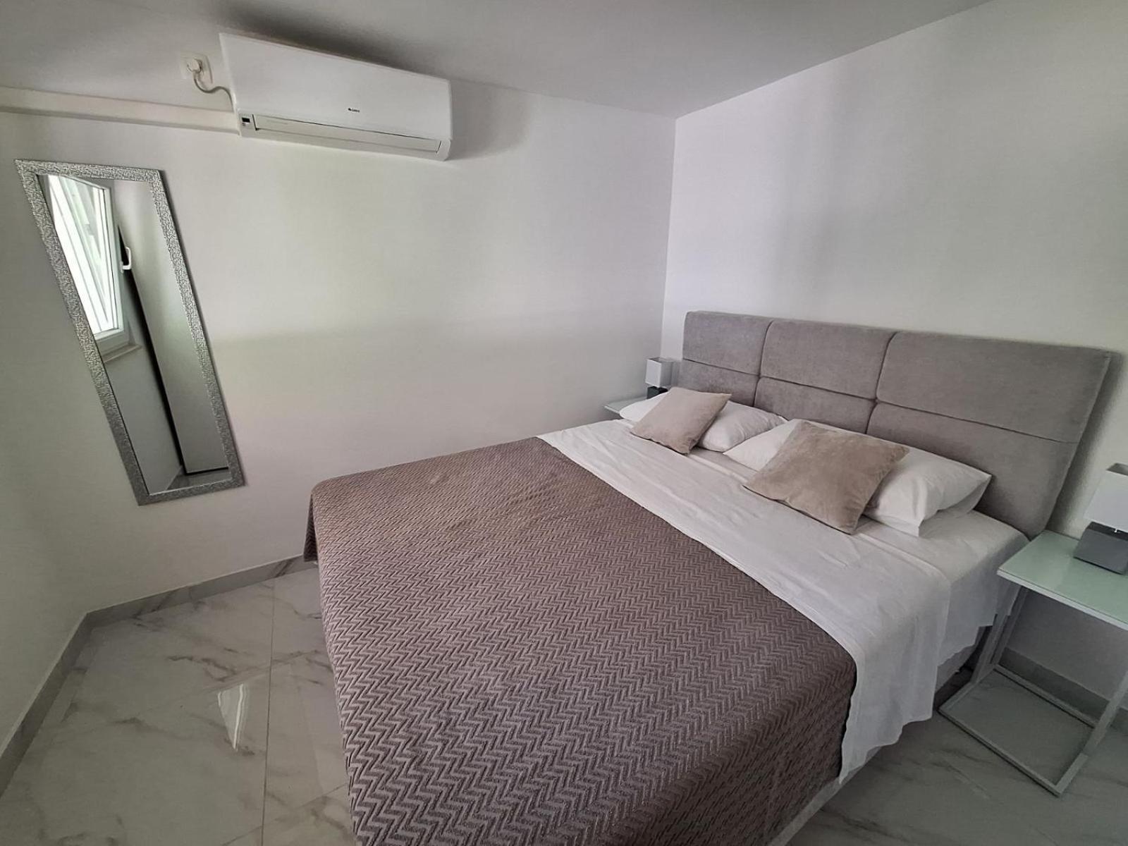 Apartments M&M Baška Eksteriør billede
