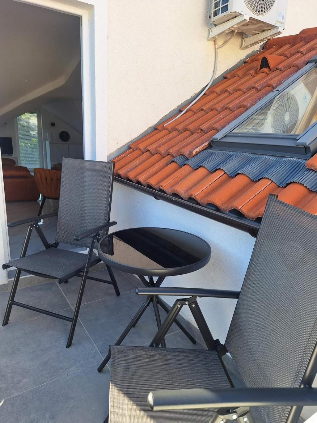 Apartments M&M Baška Eksteriør billede